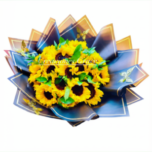 gran corazón imperial de lujo: rosas rojas, ferrero rocher y mariposas doradas